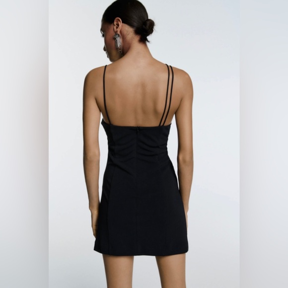 ZARA SHORT
STRAPPY ASYMMETRIC DRAPED DRESS BLACK Xs excellent condition - Picture 6 of 8